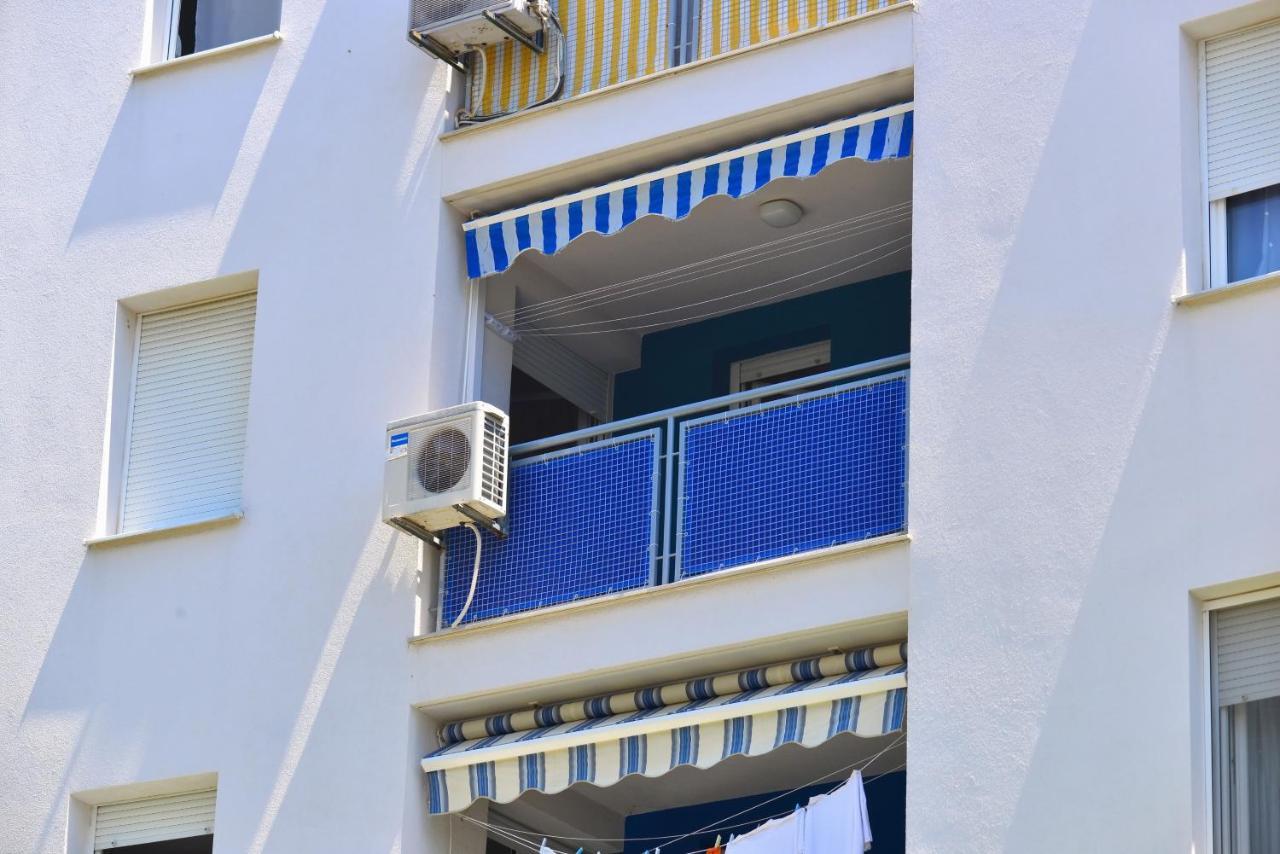 One Bedroom Apartment Terrace Parking Split Extérieur photo